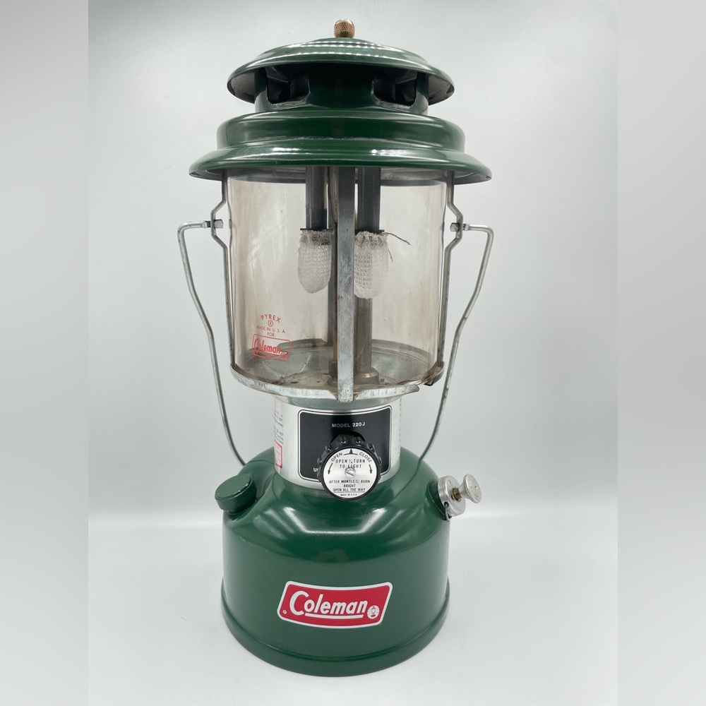 Vintage 1976 Coleman Model 220J Double-Mantle Green Lantern, 14”, EUCondition
